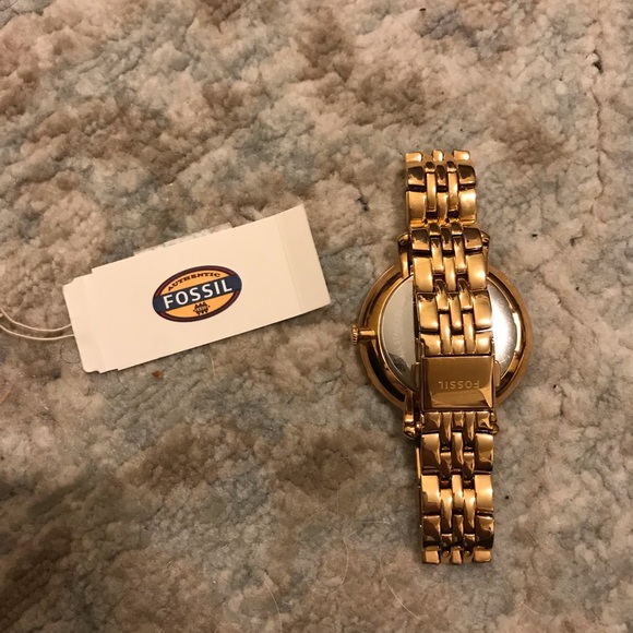 Fossil rose gold watch - Picture 3 of 3